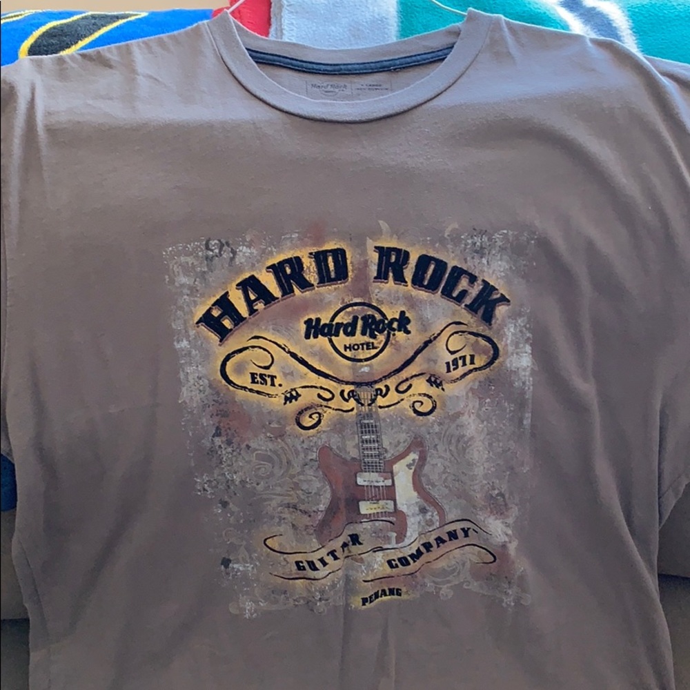 Large Hard Rock shirt
